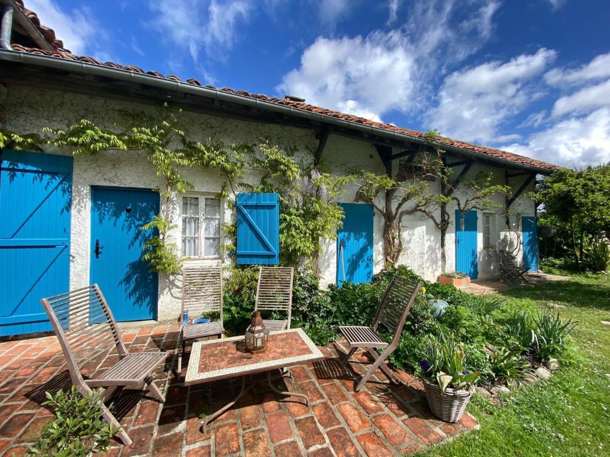 Domaine Du Tafiart Acomodação com café da manhã Sarron Exterior foto